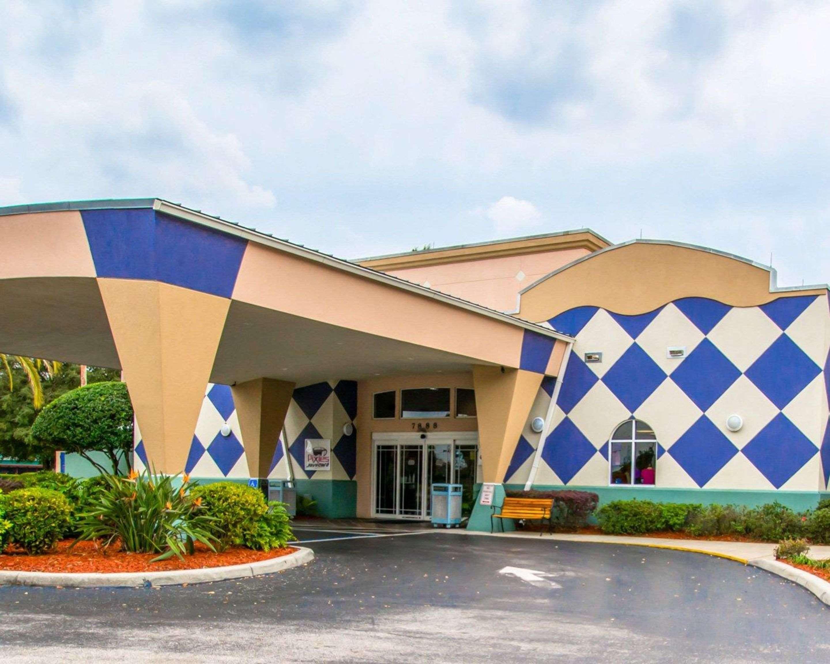 Maingate Garden Inn Kissimmee Exterior photo