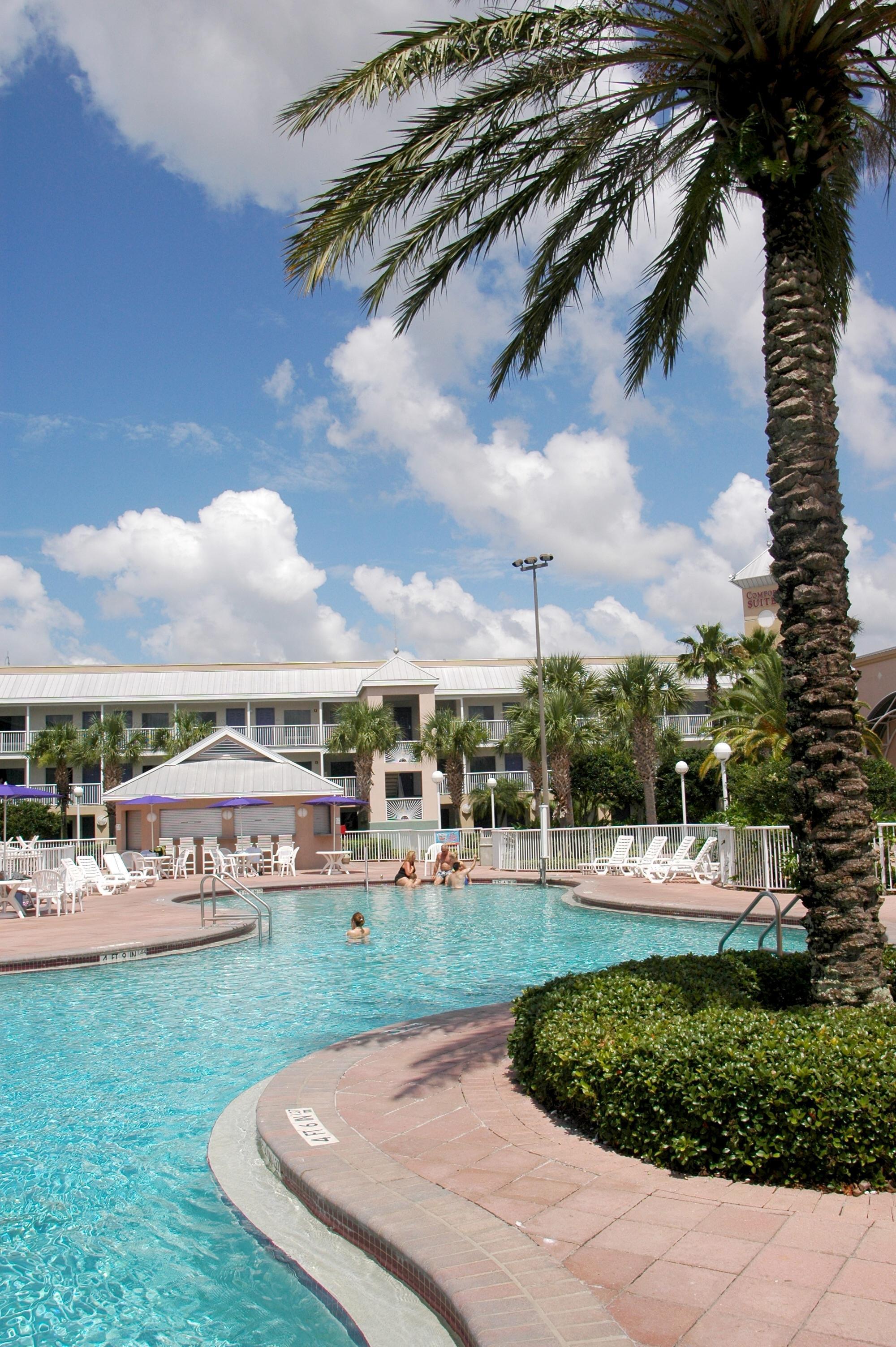 Maingate Garden Inn Kissimmee Exterior photo